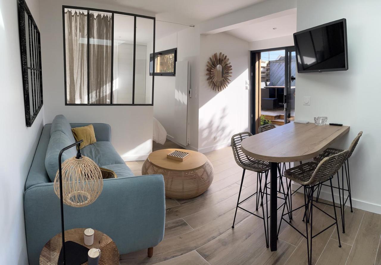 Lodge Le Cabanon Acces Direct Plage ! ラ・トゥルバル エクステリア 写真